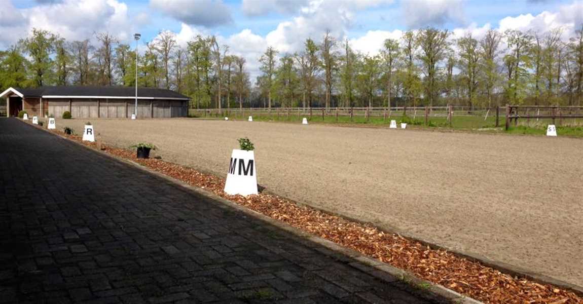 Stal Oudenhorst